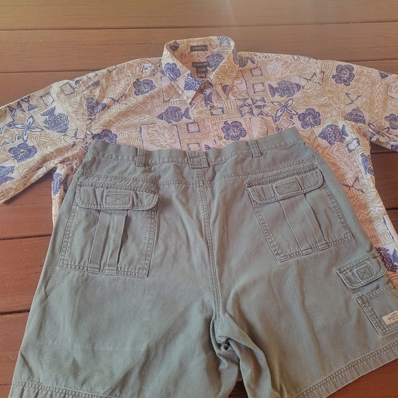 Men's Big & Tall Short Sleeve Shirt & Shorts Combo Set - Picture 9 of 12
